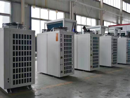 空氣能熱泵機(jī)組車間