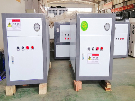 地源熱泵機(jī)組車(chē)間